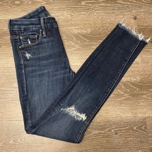 Mother looker ankle fray